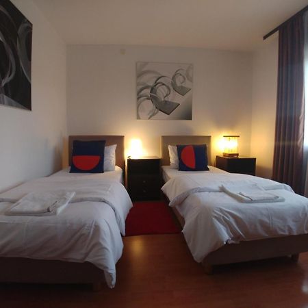 Apartman Arena Strigova Екстериор снимка